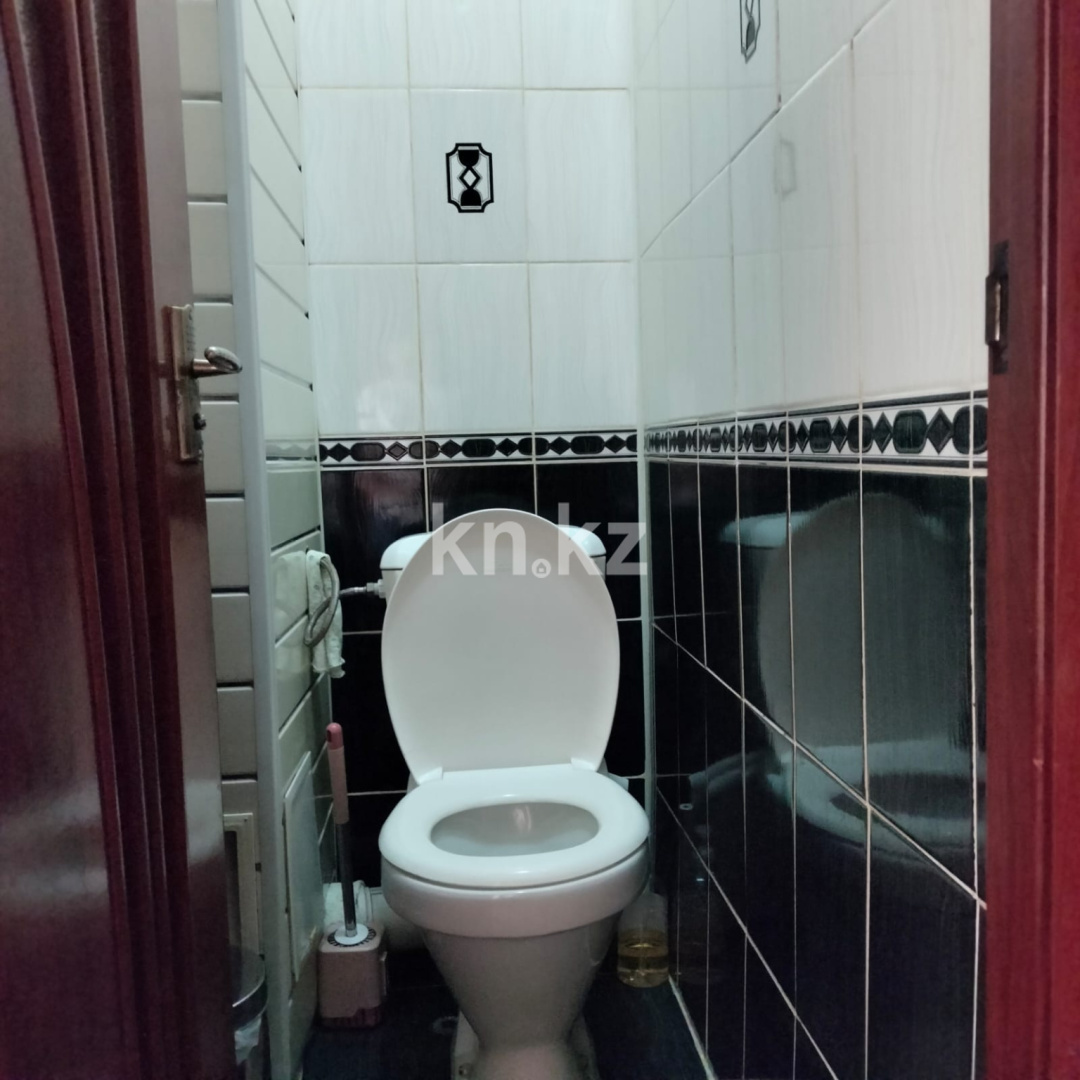 Продажа 2-комнатной квартиры, 52 м², Самал, дом  47 в Таразе - фото 5