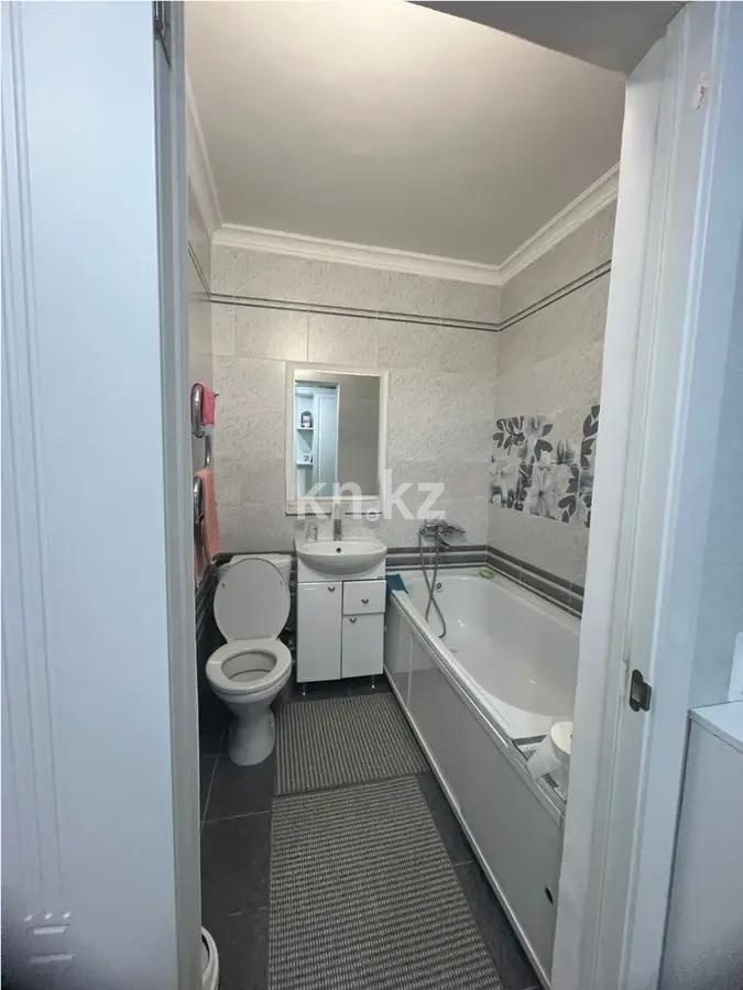 Продажа 1-комнатной квартиры, 36 м², пр. Кошкарбаева, дом  39 в Астане - фото 3