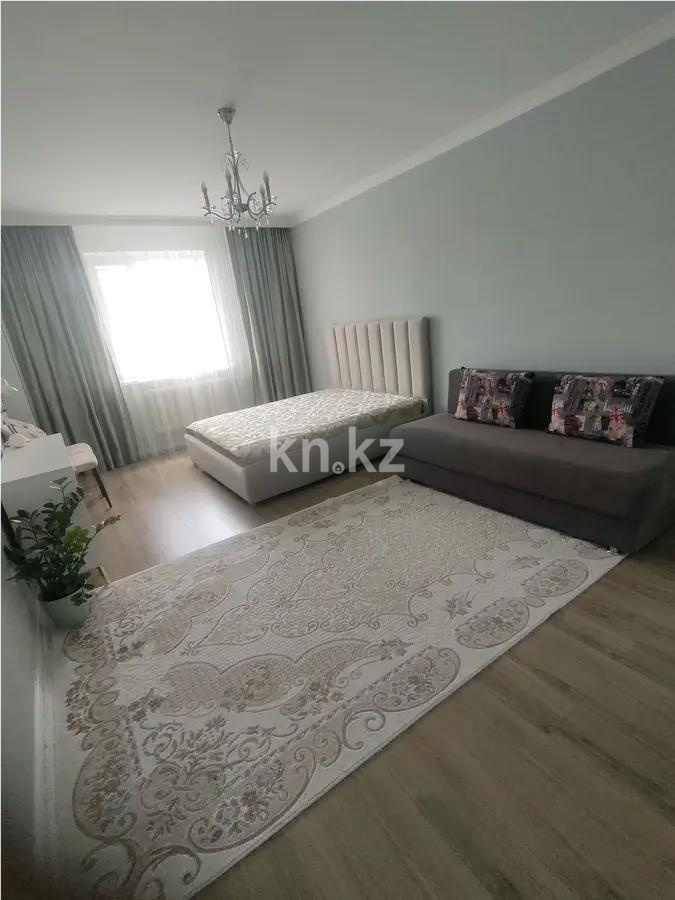 Продажа 2-комнатной квартиры, 80 м², пр. Кошкарбаева, дом  40 в Астане - фото 2
