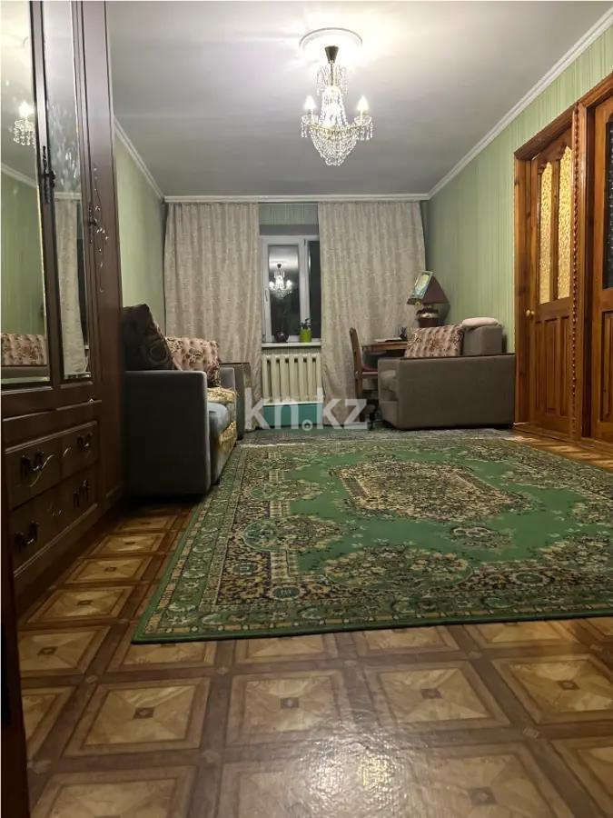 Продажа 3-комнатной квартиры, 50 м², ул. Жандосова, дом  176А в Алматы