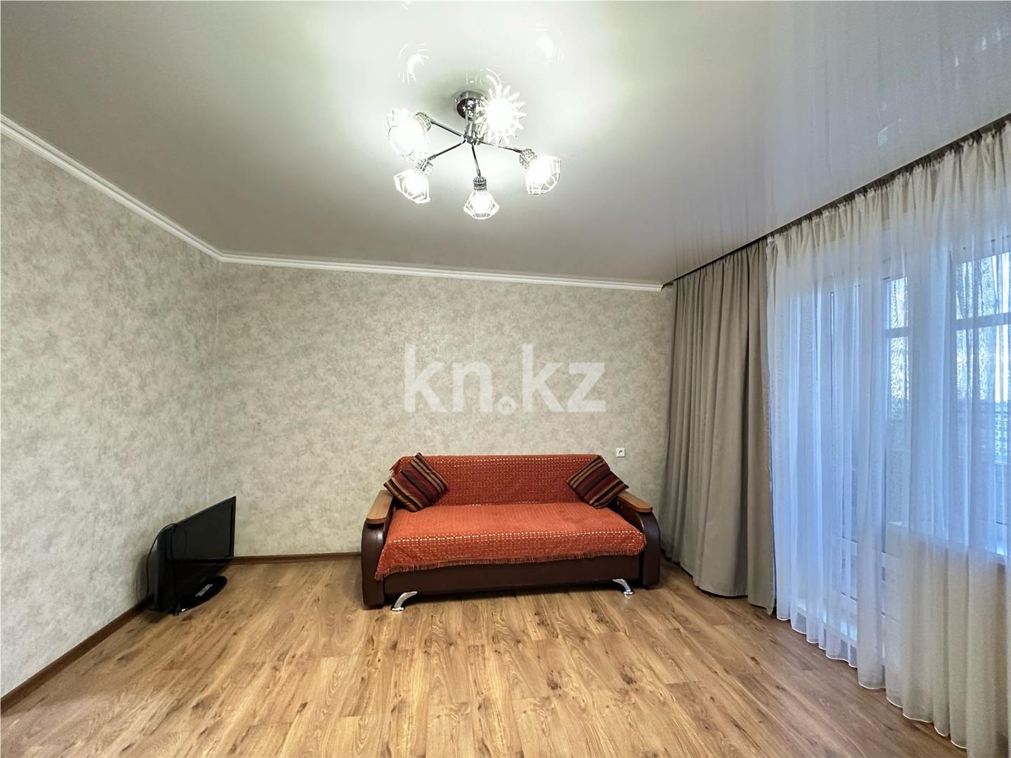 Продажа 2-комнатной квартиры, 58 м², ул. Ермекова в Караганде - фото 2