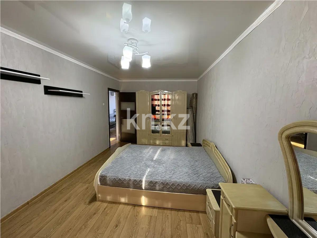 Продажа 3-комнатной квартиры, 64 м², мкр-н Казахфильм, дом  14 в Алматы - фото 3