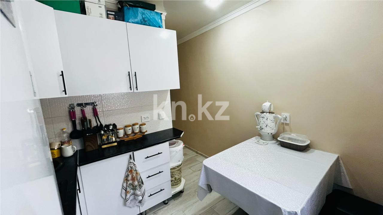 Продажа 3-комнатной квартиры, 57 м², мкр-н 14, дом  22 в Караганде - фото 7