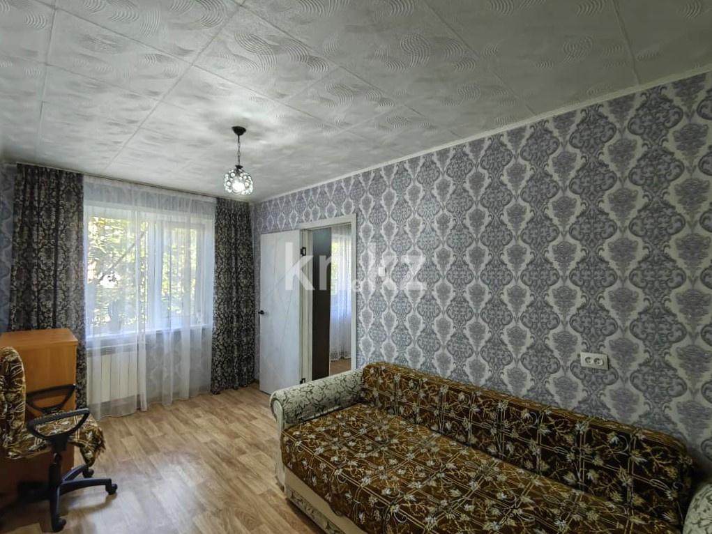 Продажа 2-комнатной квартиры, 47 м², 12 мкр., дом  17 в Караганде - фото 5