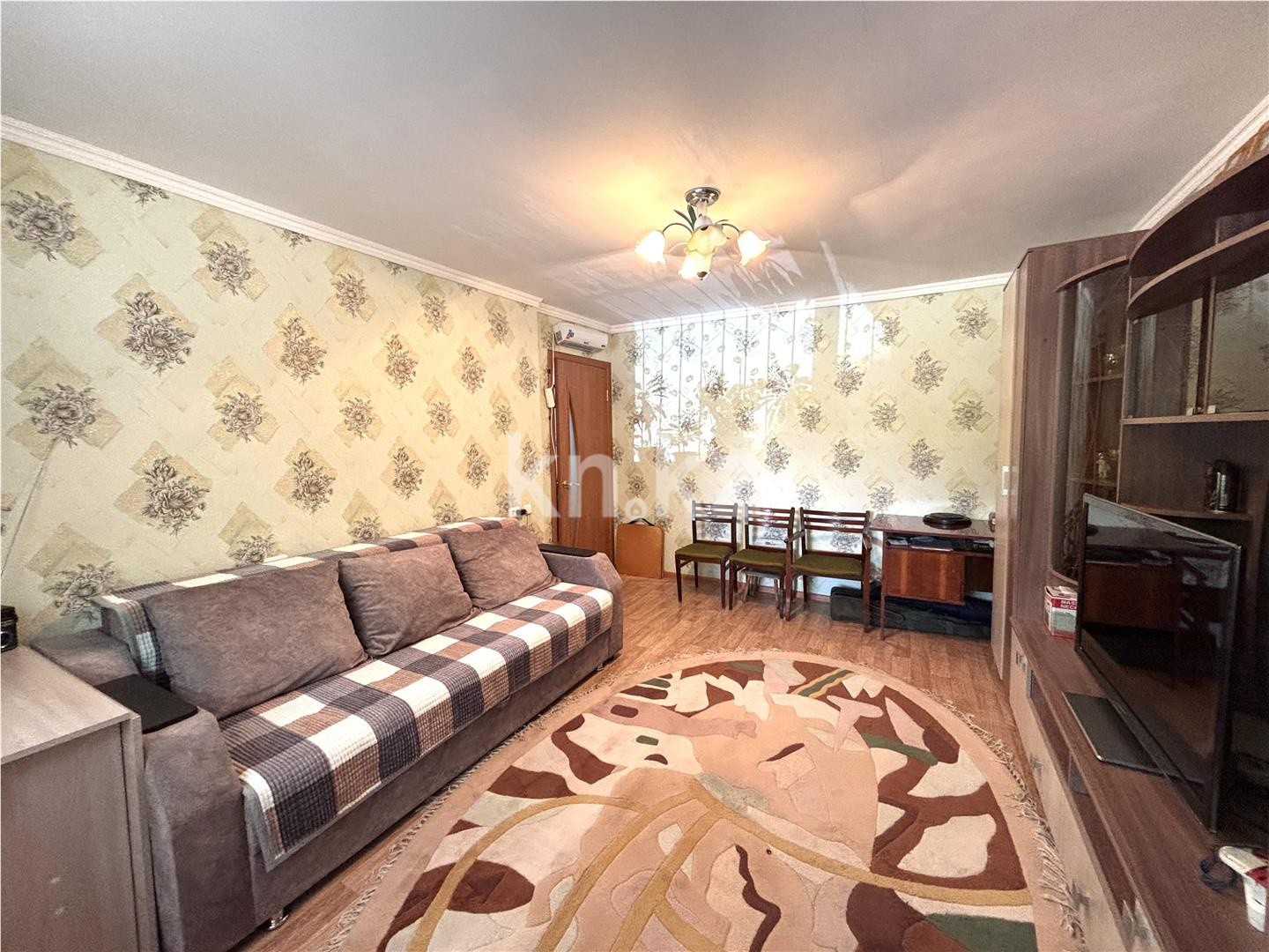 Продажа 1-комнатной квартиры, 40 м², ул. Крылова, дом  42 в Караганде - фото 2