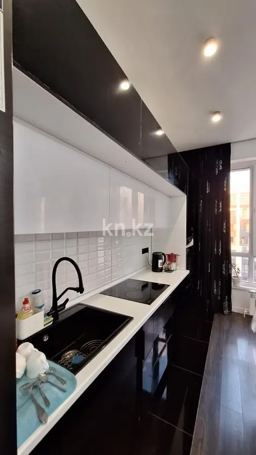 Продажа 2-комнатной квартиры, 65 м², пр. Абая, дом  164 в Алматы - фото 4