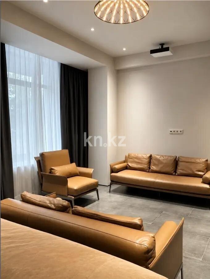 Продажа 4-комнатной квартиры, 164 м² в Алматы
