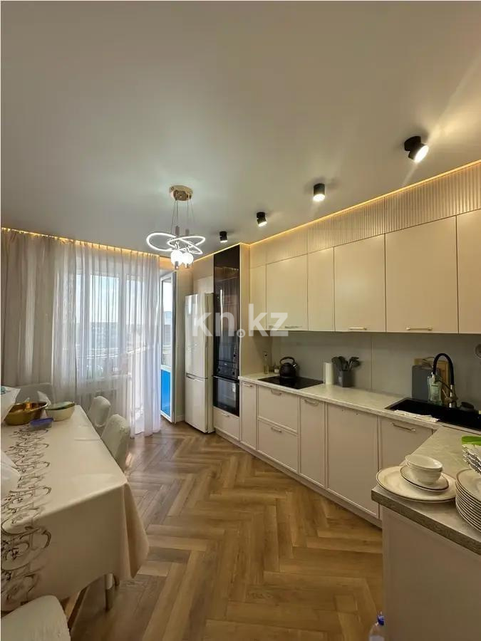 Продажа 3-комнатной квартиры, 78 м², ул. Дюсембекова, дом  53а в Караганде - фото 4