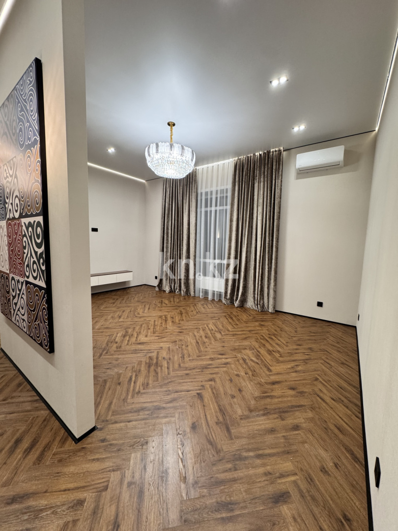 Продажа 2-комнатной квартиры, 70.2 м², ул. Жошы хана, дом  16/1 в Астане - фото 5