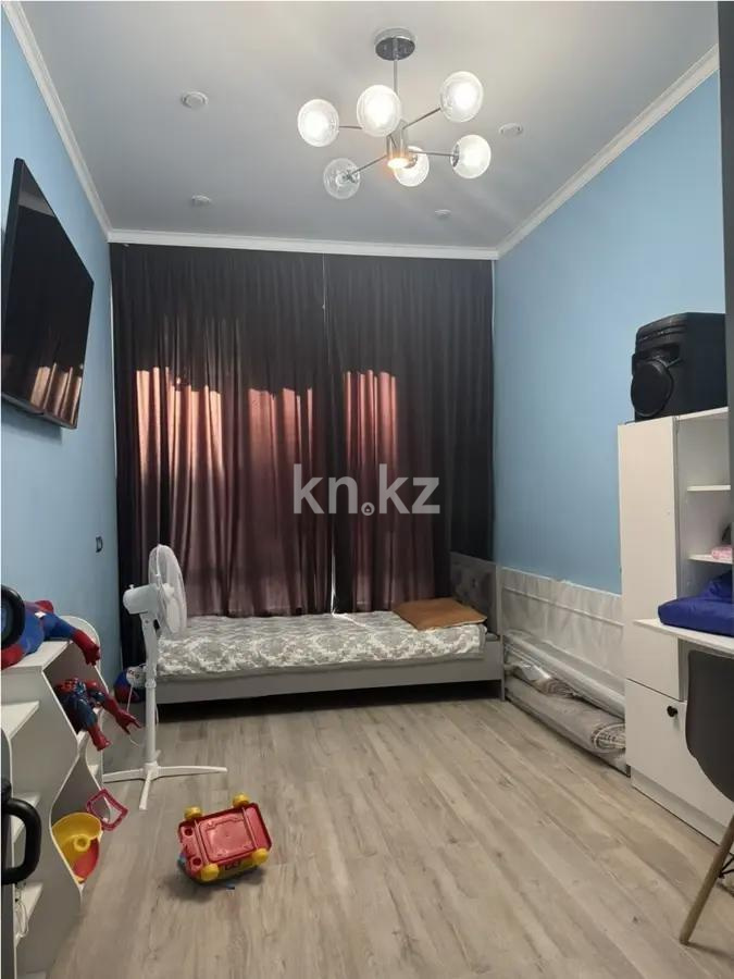 Продажа 3-комнатной квартиры, 65 м², пр. Абая, дом  164 в Алматы - фото 2