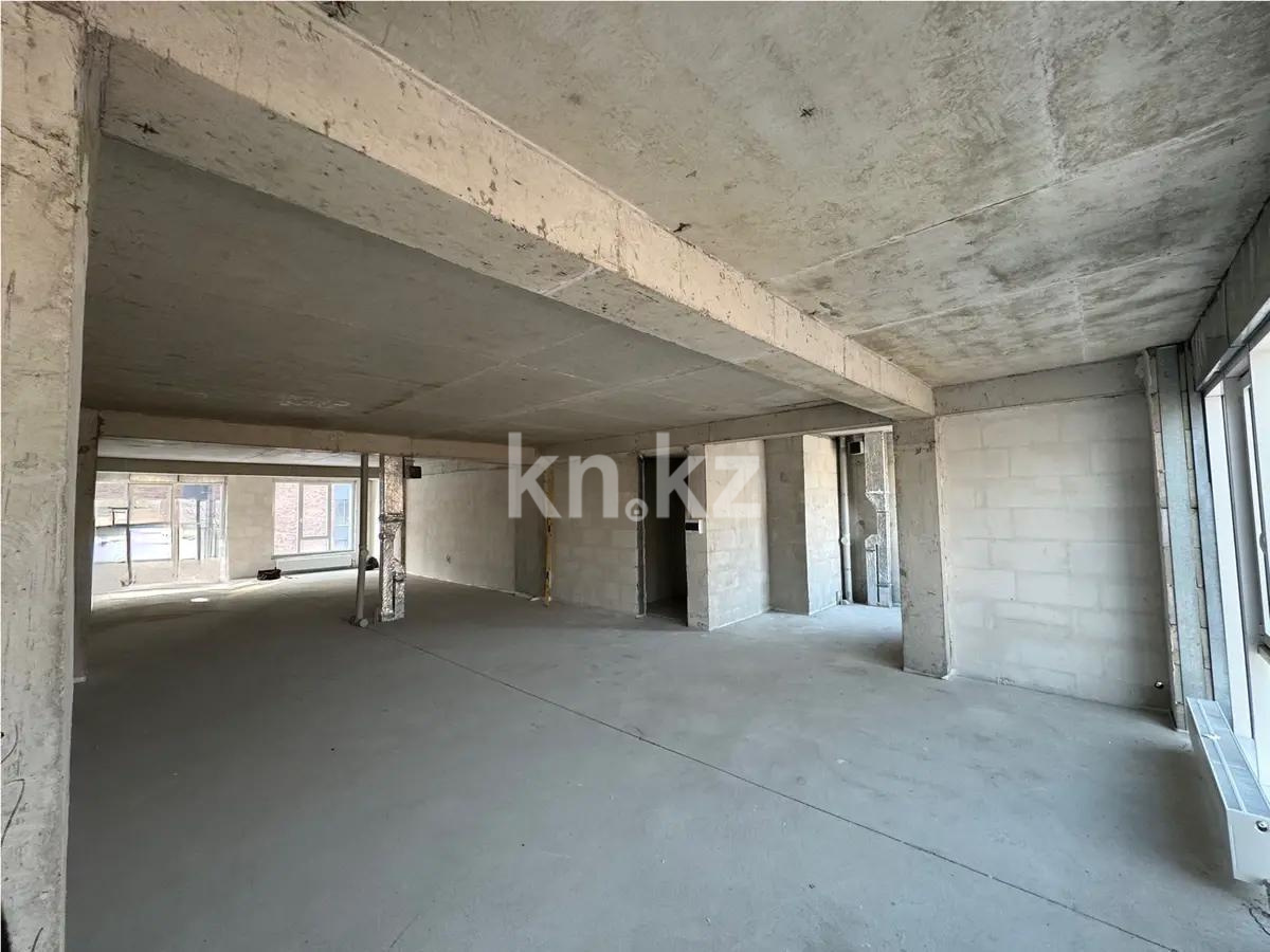 Продажа 3-комнатной квартиры, 124 м², пр. Абая, дом  38 в Алматы