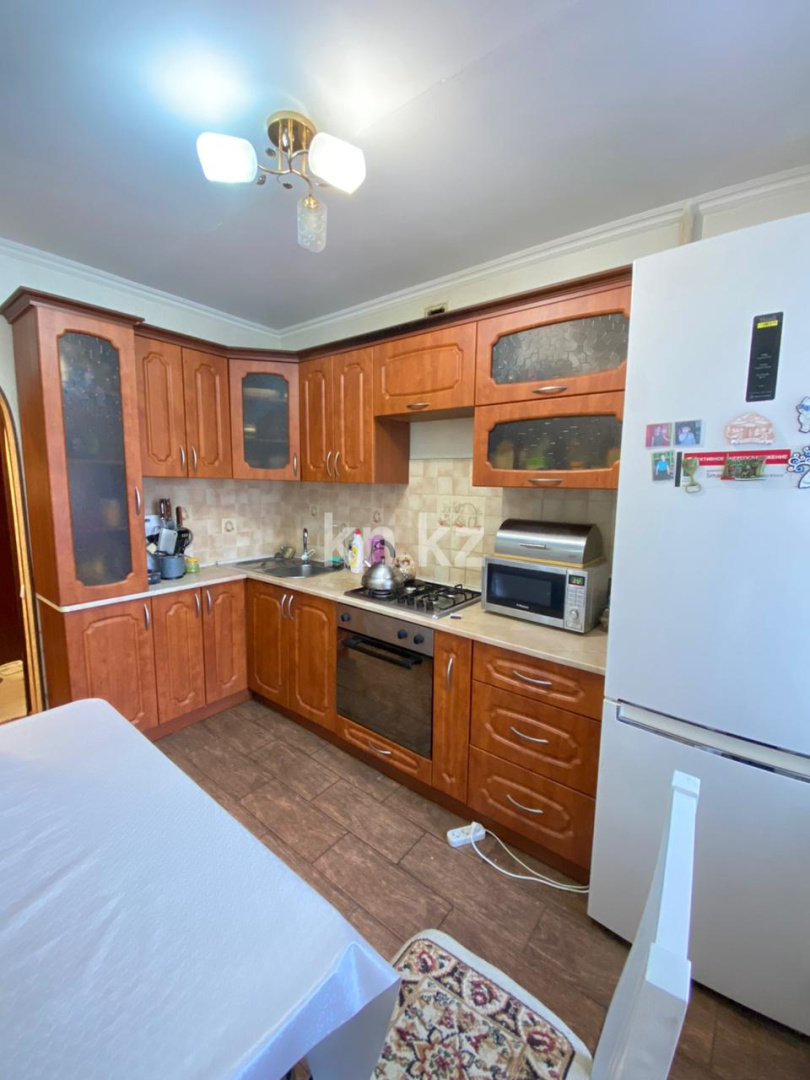 Продажа 4-комнатной квартиры, 75 м², пр. Республики, дом  32 в Караганде - фото 10