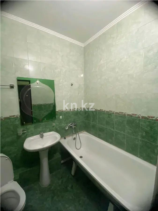 Продажа 1-комнатной квартиры, 36 м², ул. Иманова, дом  41 в Астане - фото 4