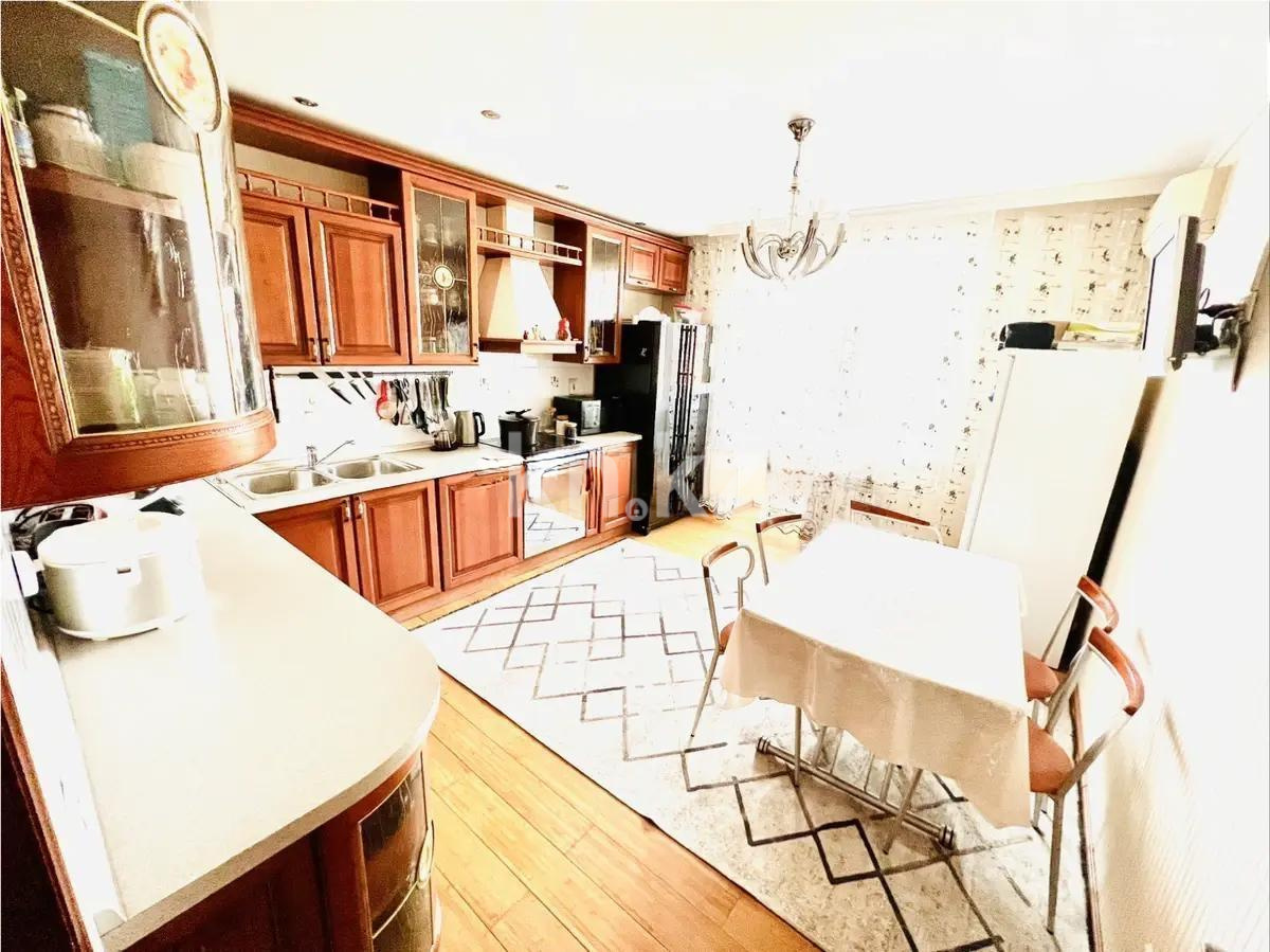 Продажа 4-комнатной квартиры, 140 м², ул. Кубрина, дом  20/1 в Астане - фото 6