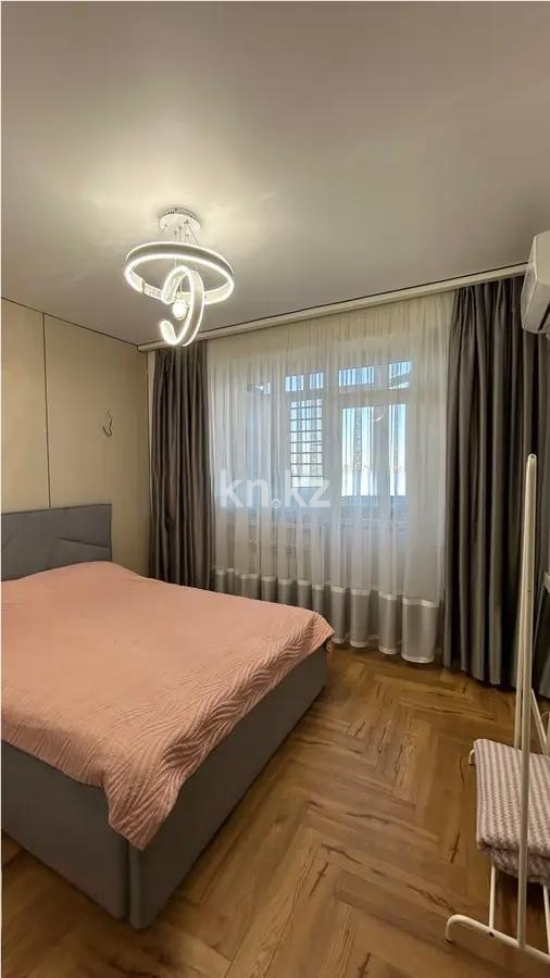 Продажа 2-комнатной квартиры, 65 м², мкр-н 12, дом  26 в Алматы