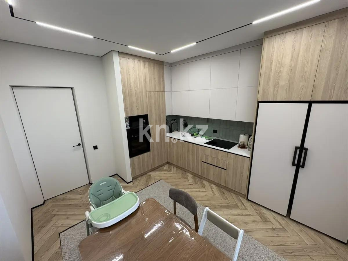 Продажа 4-комнатной квартиры, 122 м² в Астане - фото 10