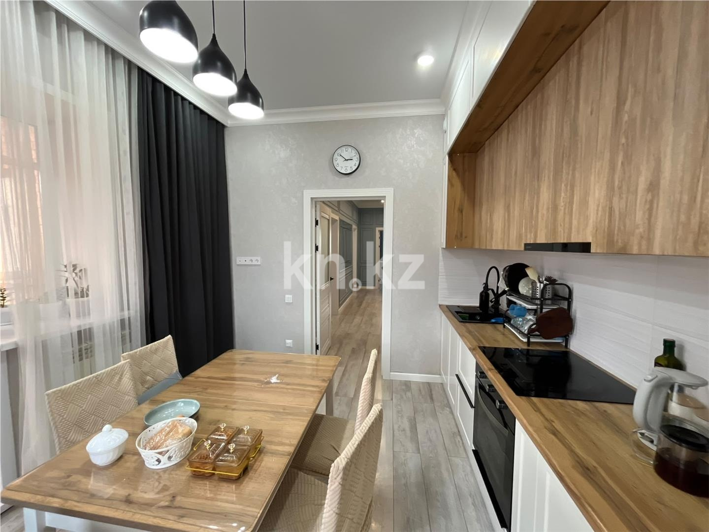 Продажа 3-комнатной квартиры, 82 м² в Караганде
