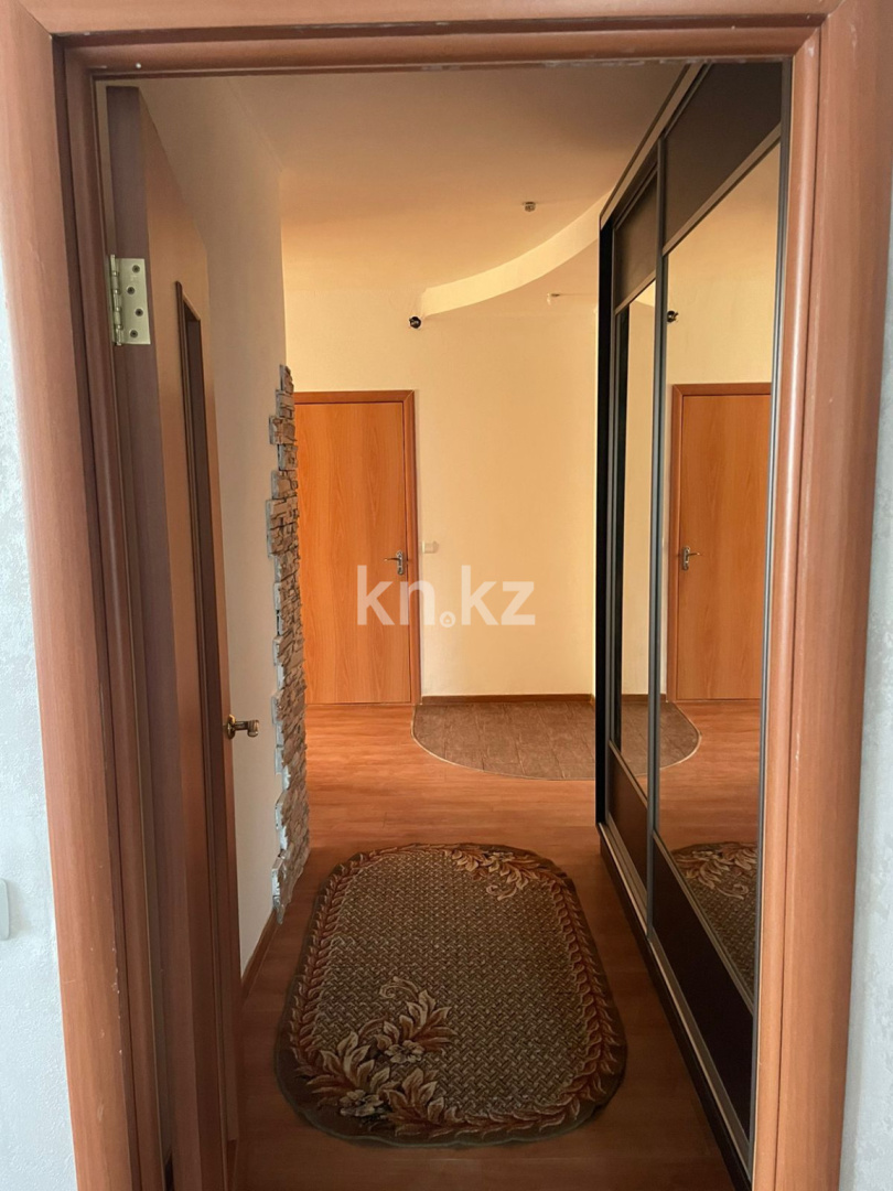 Аренда 2-комнатной квартиры, 85 м², Абая, дом  8 в Астане - фото 17