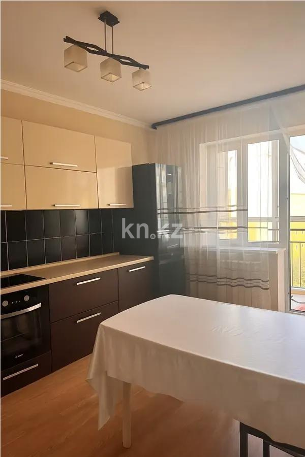 Продажа 3-комнатной квартиры, 79 м², ул. Жургенова, дом  34 в Астане