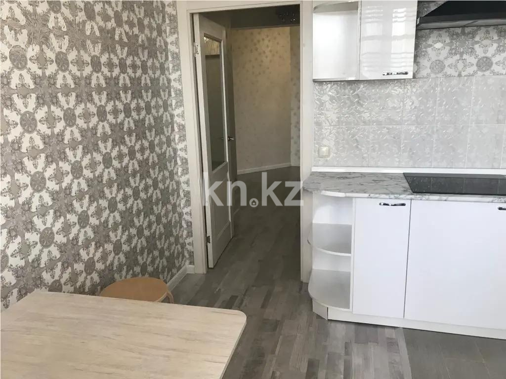 Продажа 1-комнатной квартиры, 45 м², ул. Садвакасова, дом  35 в Алматы - фото 2