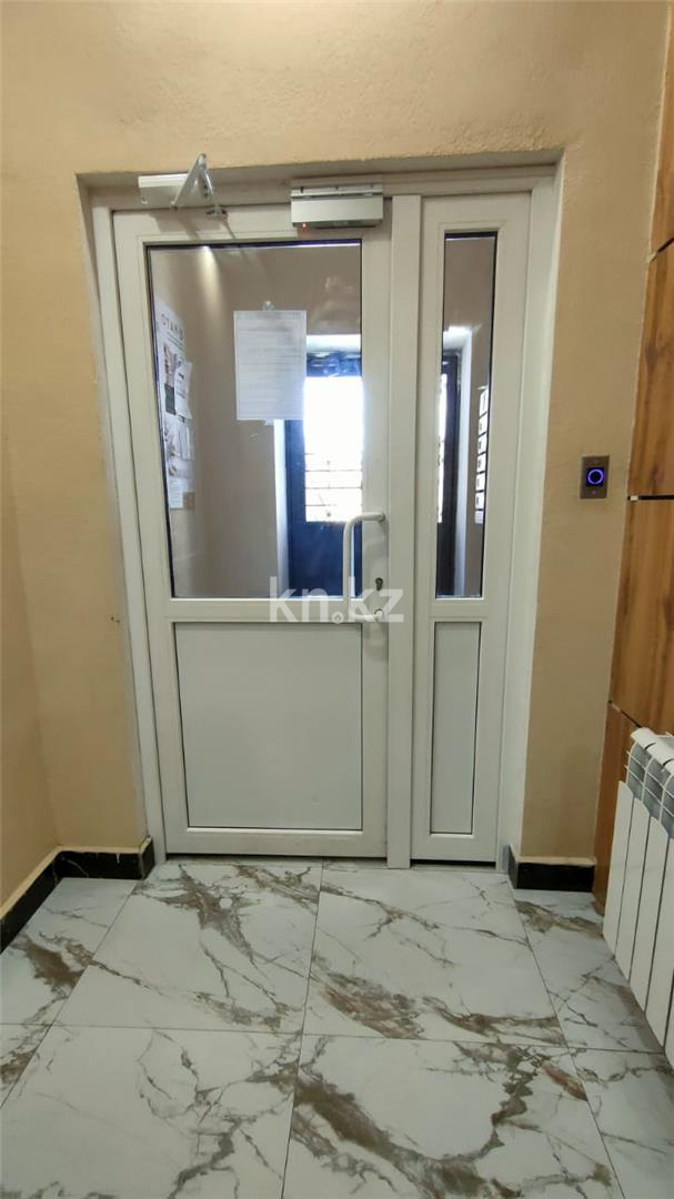 Продажа 2-комнатной квартиры, 60 м², ул. Муканова в Караганде - фото 21