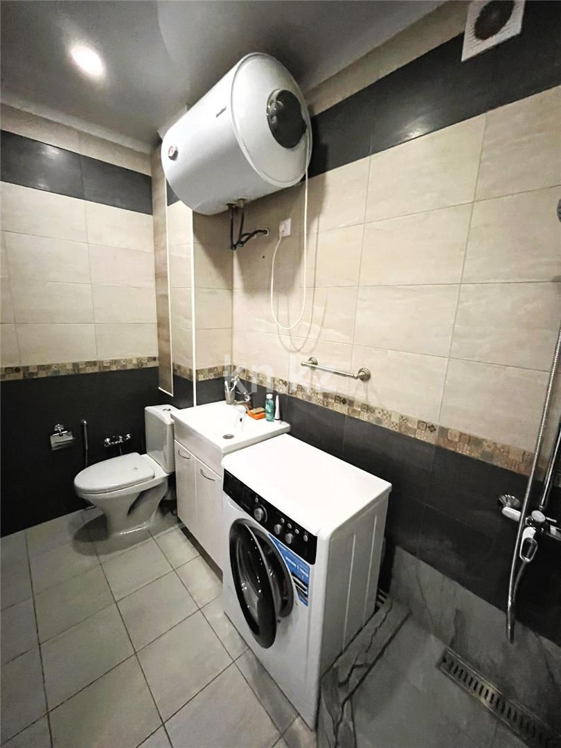 Продажа 3-комнатной квартиры, 86 м², 83 квартал в Караганде - фото 20