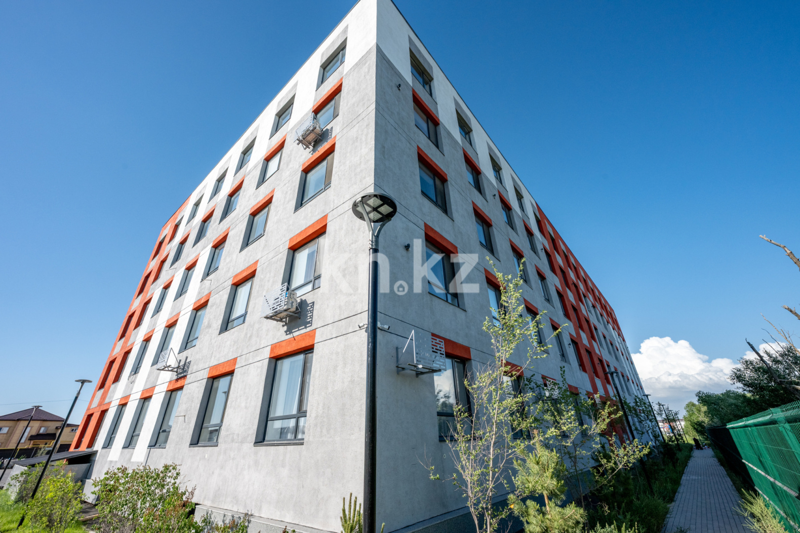 Продажа 2-комнатной квартиры, 60.8 м² в Астане - фото 26