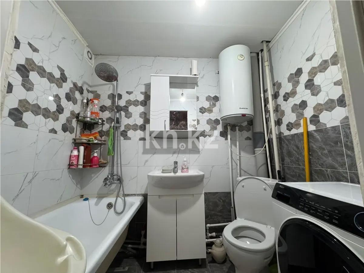 Продажа 2-комнатной квартиры, 47 м², мкр-н 16, дом  47 в Караганде - фото 4