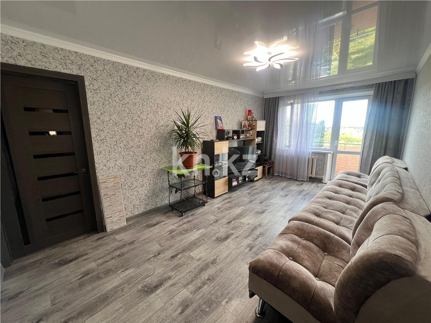 Продажа 3-комнатной квартиры, 62 м² в Караганде