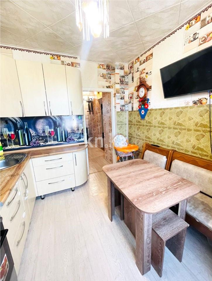 Продажа 4-комнатной квартиры, 82 м², мкр-н Степной-3 в Караганде - фото 11