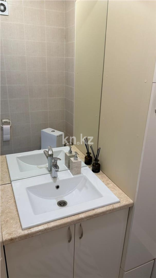 Продажа 2-комнатной квартиры, 70 м² в Астане - фото 11