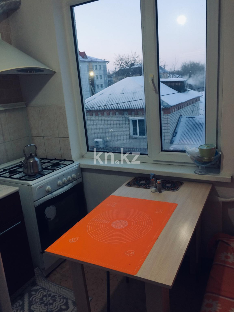 Продажа 3-комнатной квартиры, 45 м², ул. Короленко, дом  32 в Уральске - фото 3
