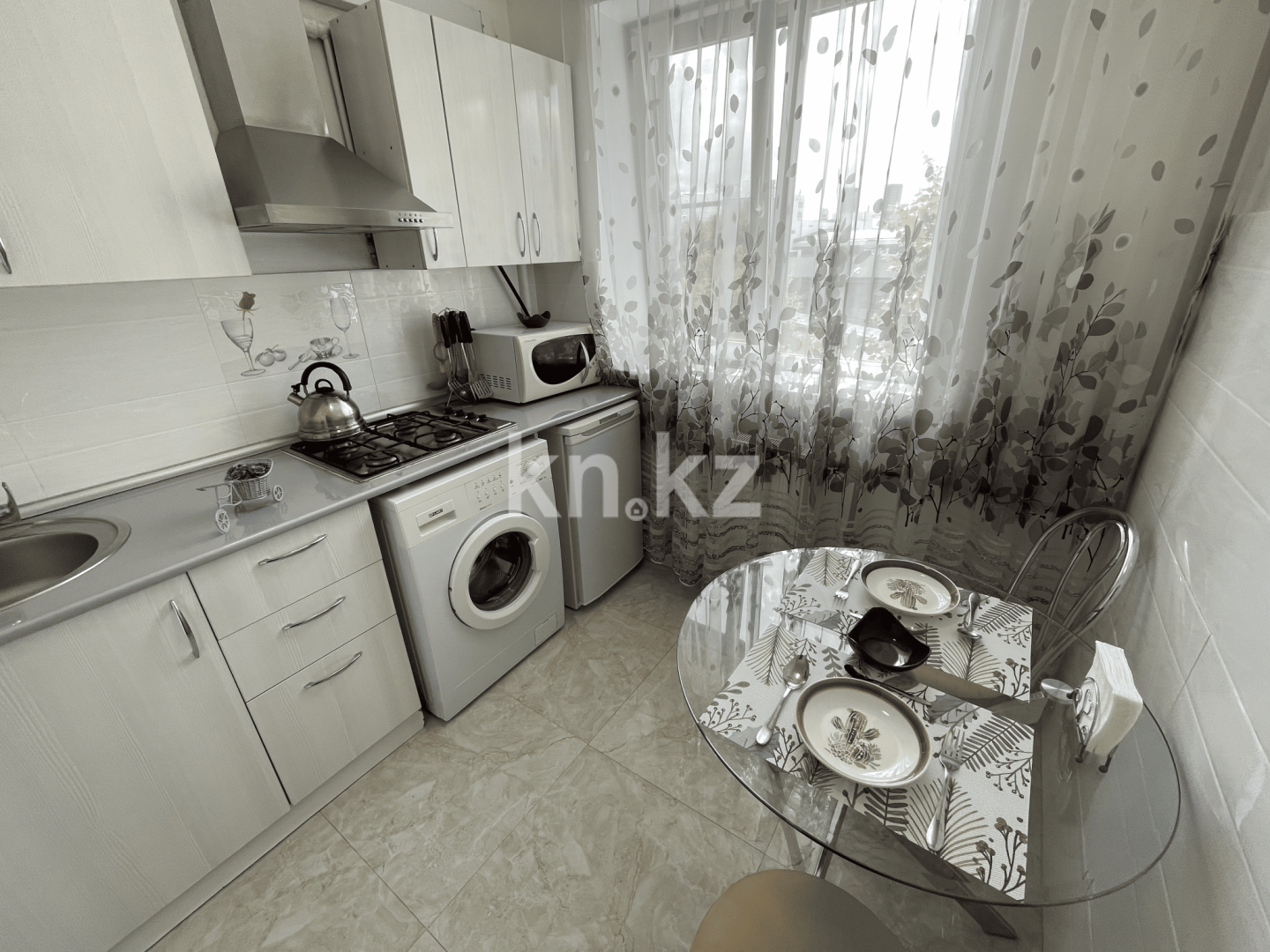 Аренда 1-комнатной квартиры посуточно, 40 м² в Алматы - фото 8