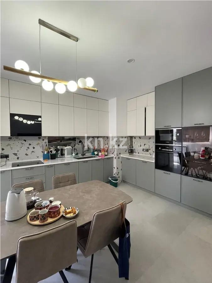 Продажа 4-комнатной квартиры, 132 м², ул. Кекилбайулы, дом  38г в Алматы