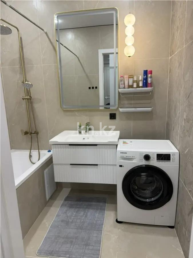 Продажа 2-комнатной квартиры, 60.2 м², ул. Халиуллина, дом  140/9 в Алматы - фото 3