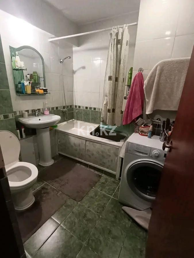 Продажа 1-комнатной квартиры, 30 м², мкр-н 22, дом  1 в Караганде - фото 2