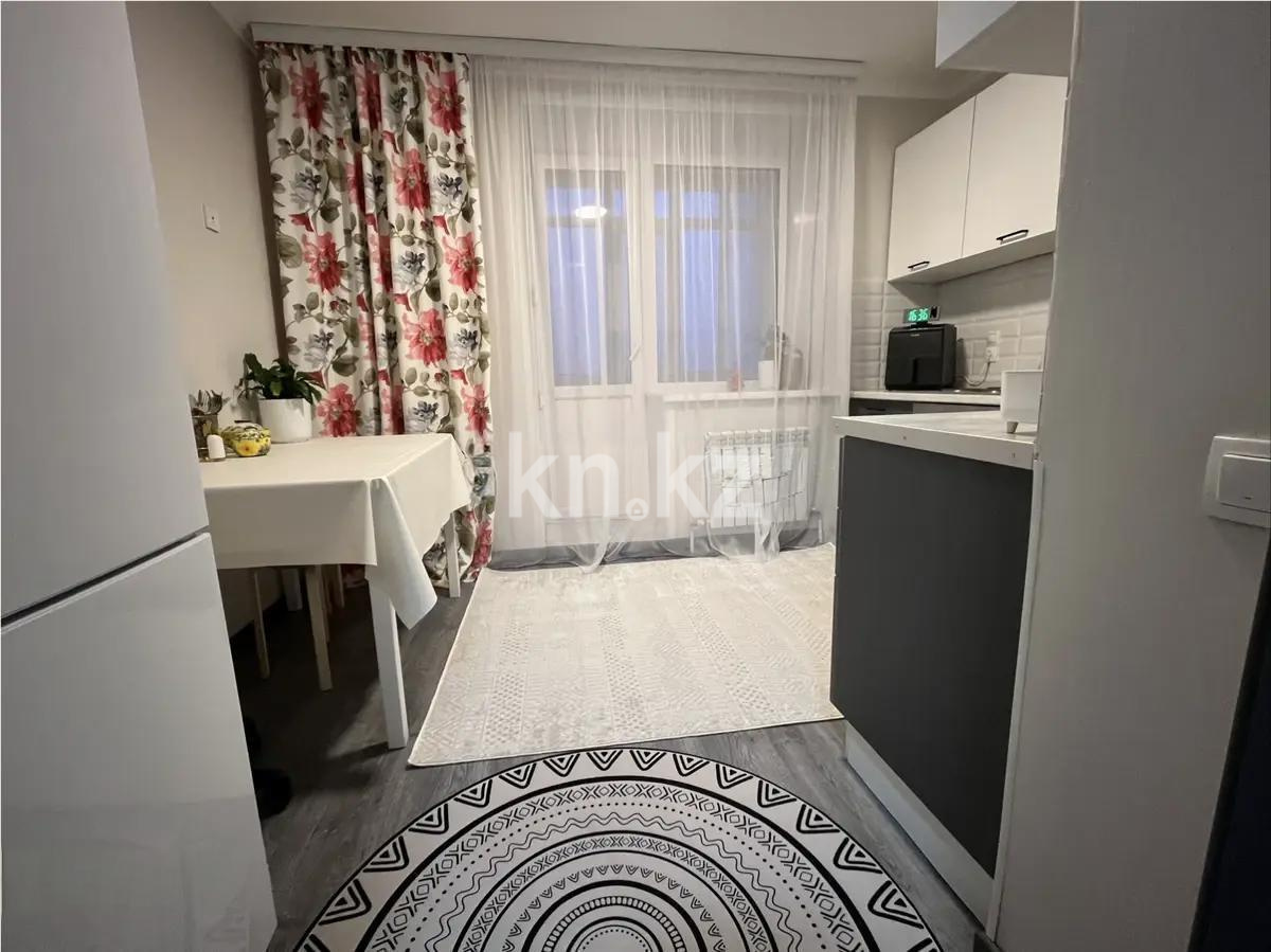 Продажа 2-комнатной квартиры, 60 м², пр. Кошкарбаева, дом  25 в Астане