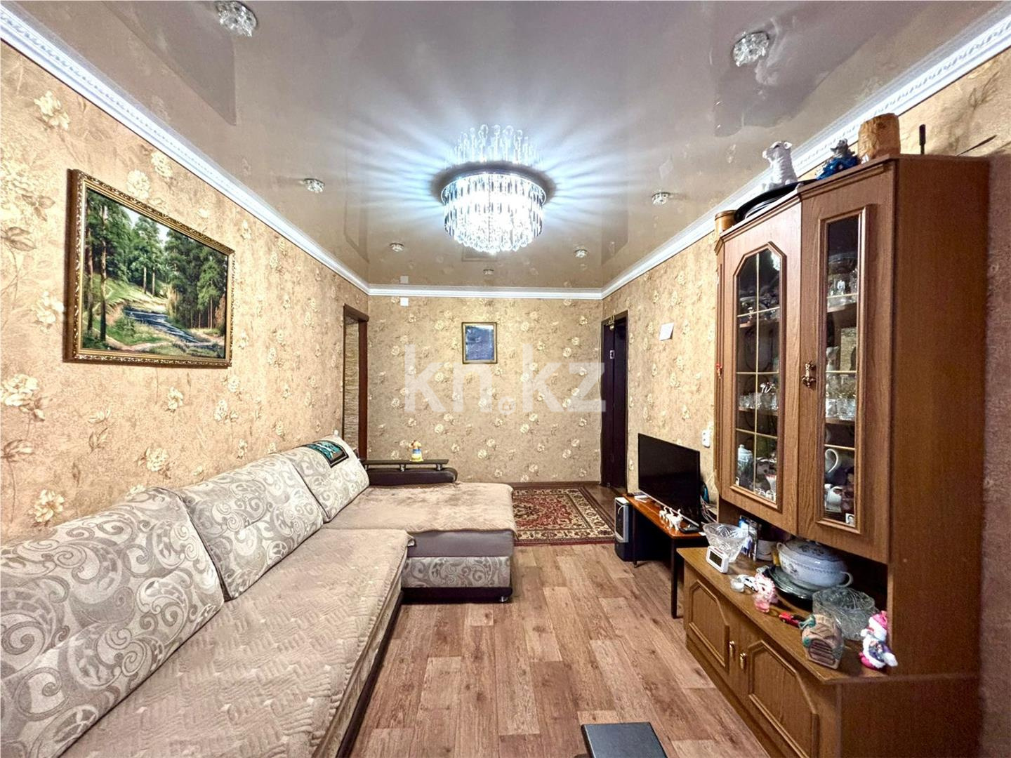 Продажа 3-комнатной квартиры, 63 м², 23 мкр. в Караганде - фото 2