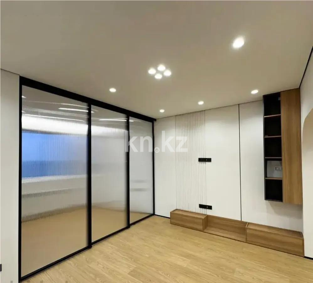 Продажа 2-комнатной квартиры, 80 м², ул. Навои, дом  39 в Алматы - фото 2