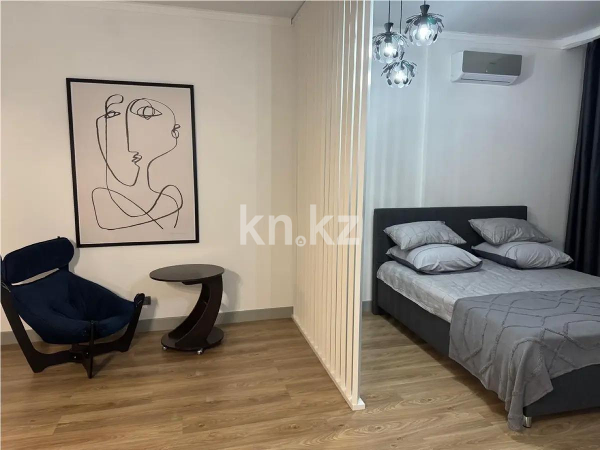 Продажа 1-комнатной квартиры, 47 м², мкр-н Самал-3, дом  15 в Алматы - фото 2