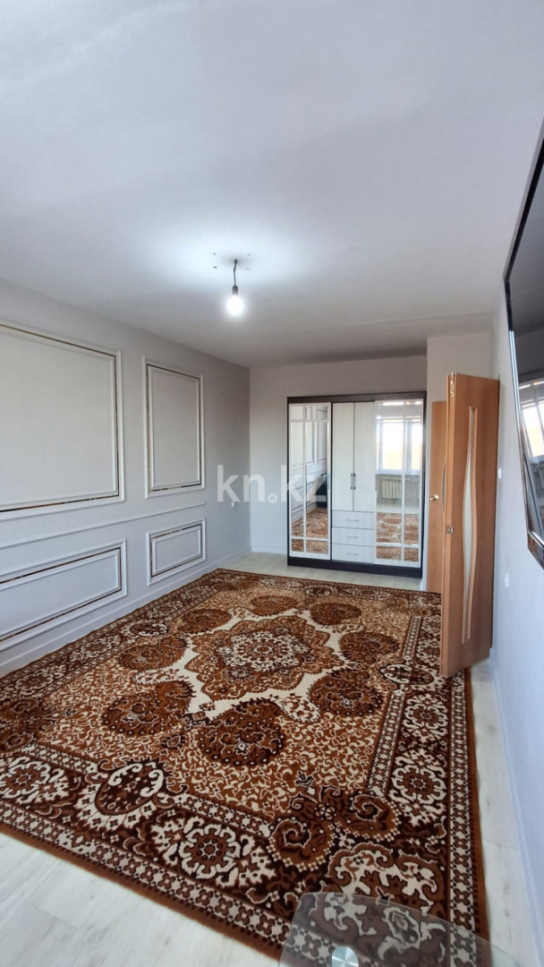 Продажа 1-комнатной квартиры, 40.3 м² в Уральске - фото 2