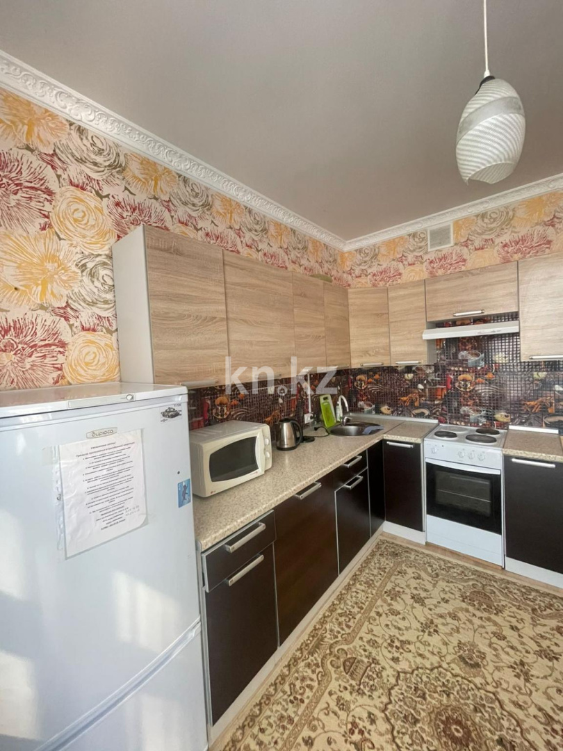 Аренда 3-комнатной квартиры посуточно, 170 м², ул. Сарайшык, дом  40 в Астане - фото 2