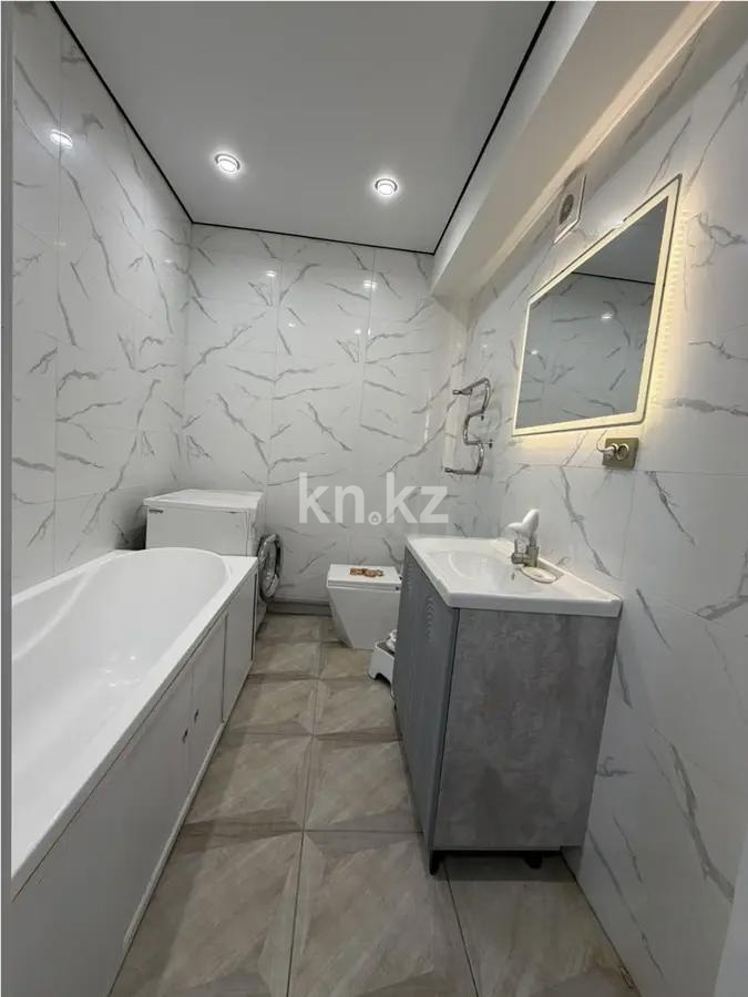 Продажа 2-комнатной квартиры, 65.5 м² в Алматы - фото 4