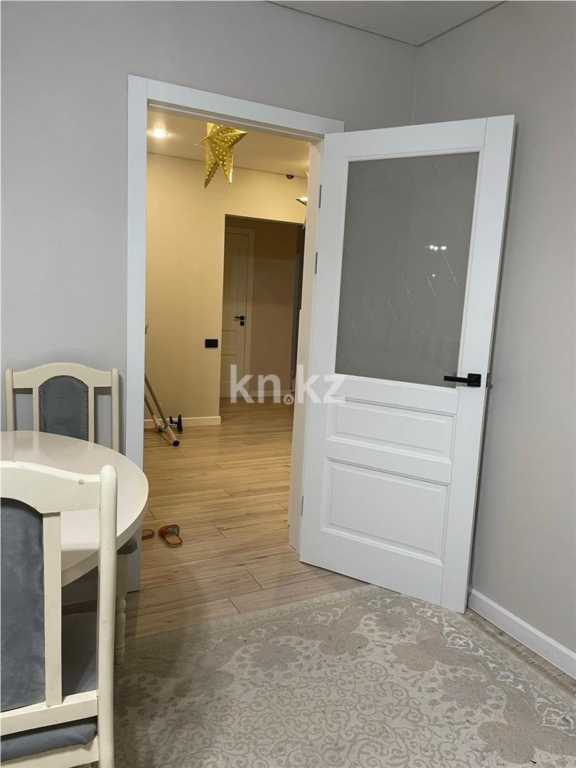 Продажа 5-комнатной квартиры, 105 м², мкр-н Голубые Пруды в Караганде - фото 2