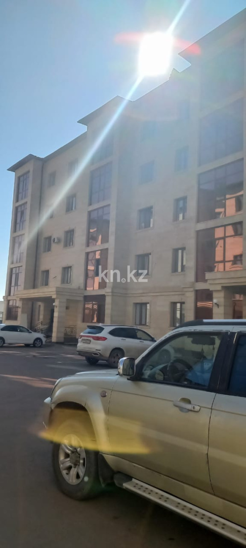 Продажа 3-комнатной квартиры, 81 м², ул. Муканова, дом  43/21 в Караганде - фото 38