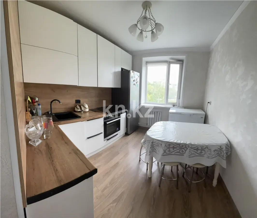 Продажа 4-комнатной квартиры, 79 м² в Караганде - фото 4