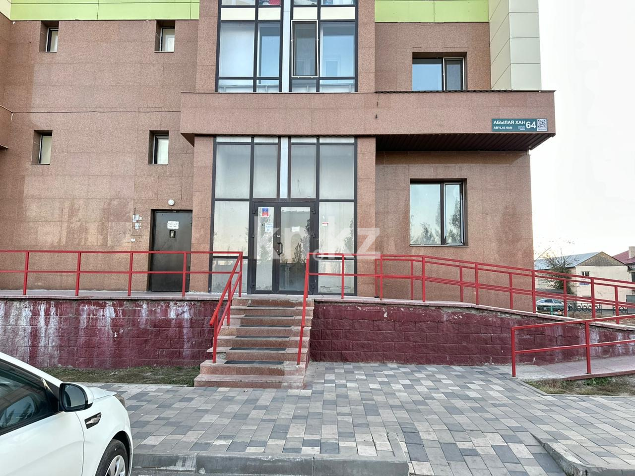 Аренда , пр. Абылай хана, дом  64 в Астане - фото 2