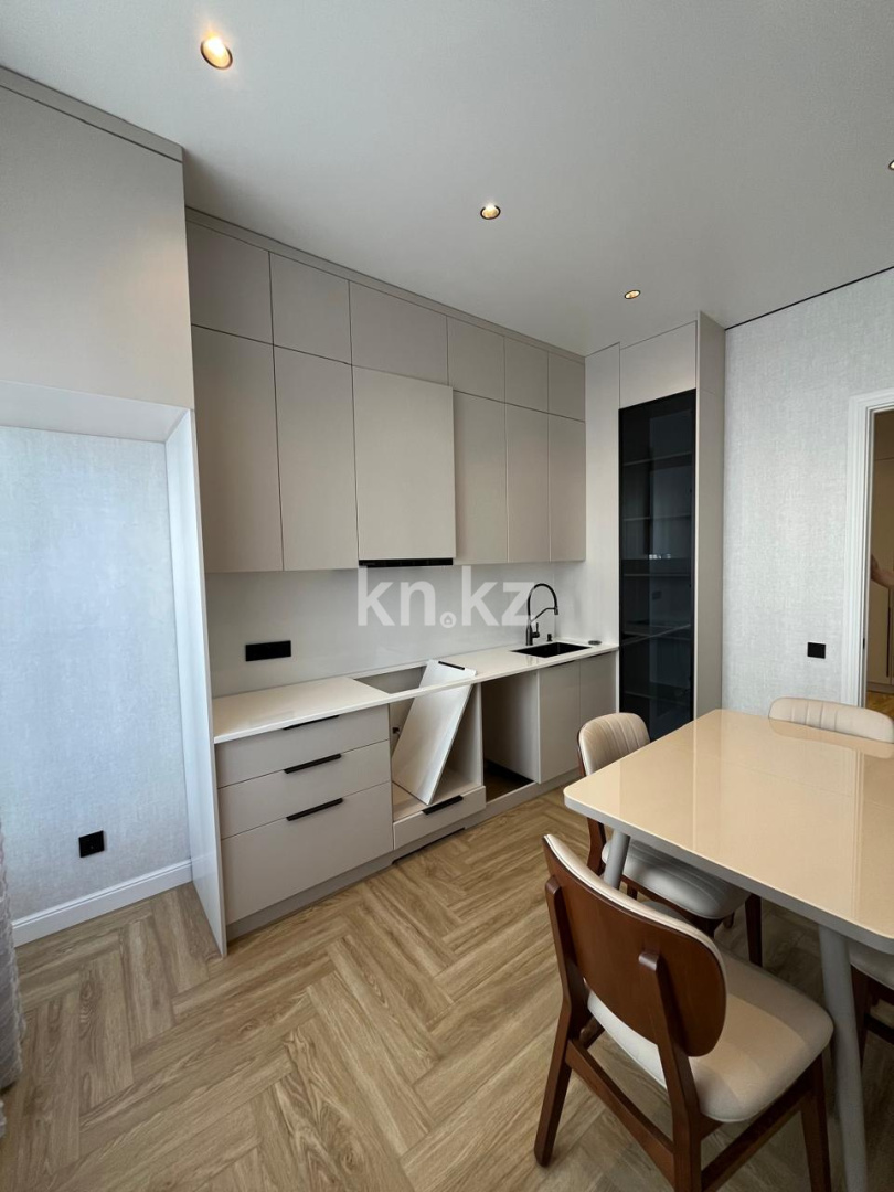 Продажа 2-комнатной квартиры, 65 м² в Астане - фото 12