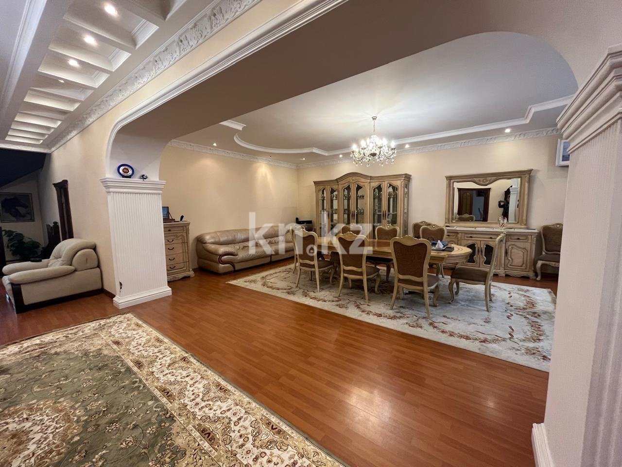 Продажа 7-комнатного дома, 470 м², ул. Университетская в Караганде - фото 6