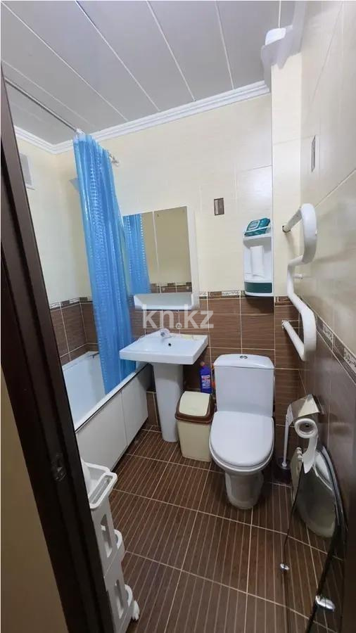 Продажа 2-комнатной квартиры, 46.2 м², 3 мкр., дом  13 в Алматы - фото 4